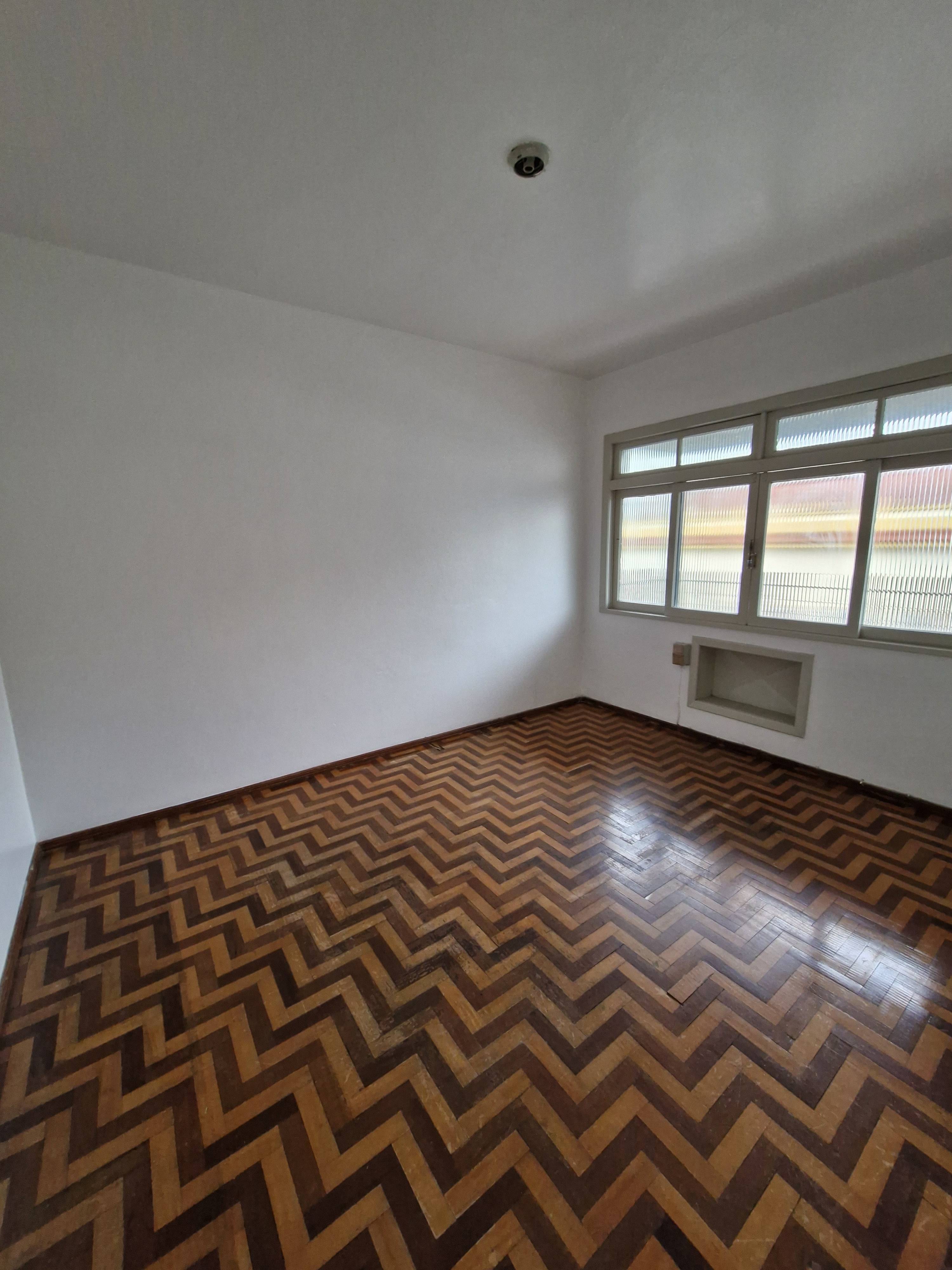 APARTAMENTO em