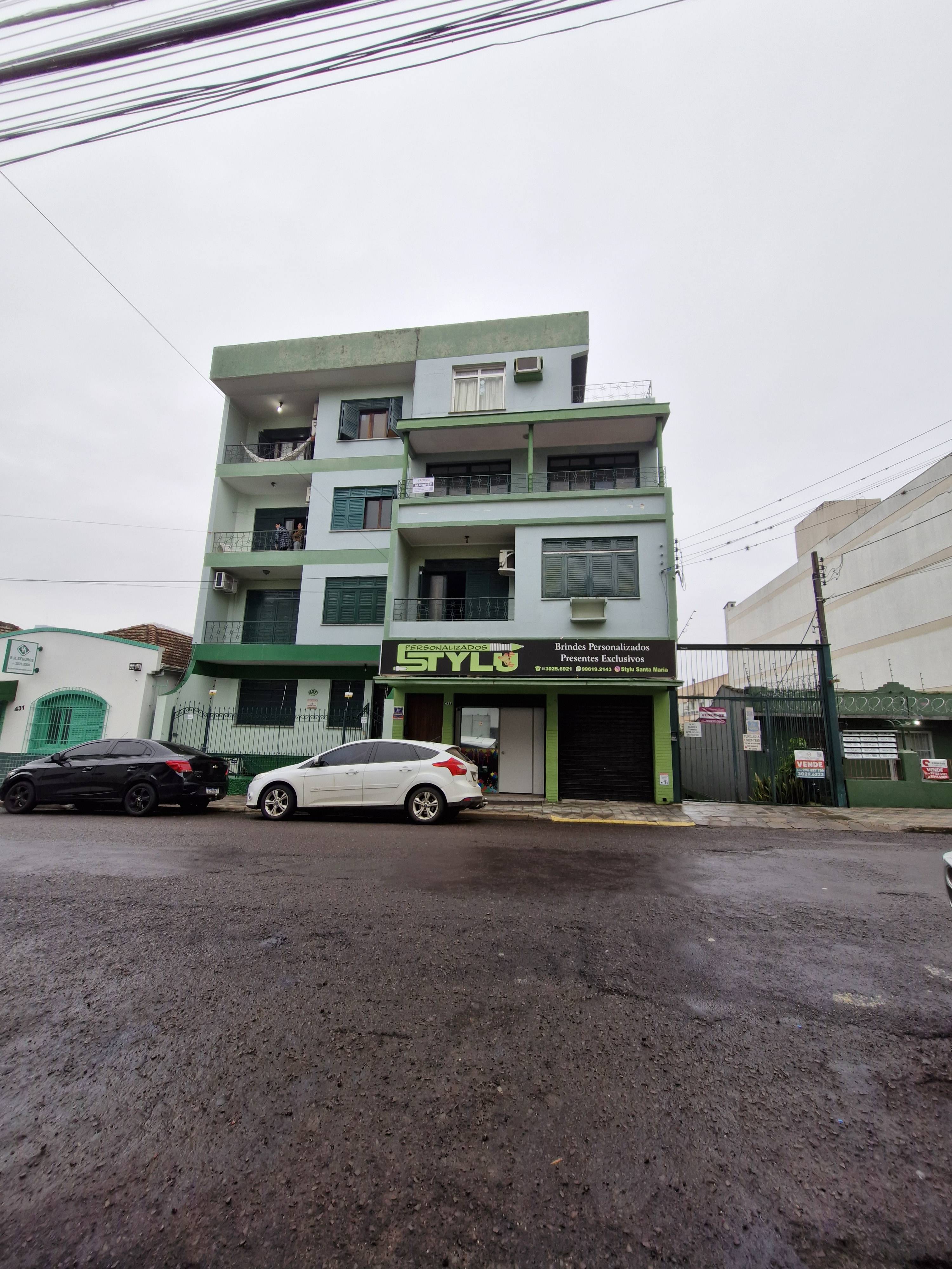 APARTAMENTO em