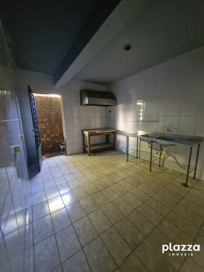 Casa comercial para locação, bairro Lorenzi 