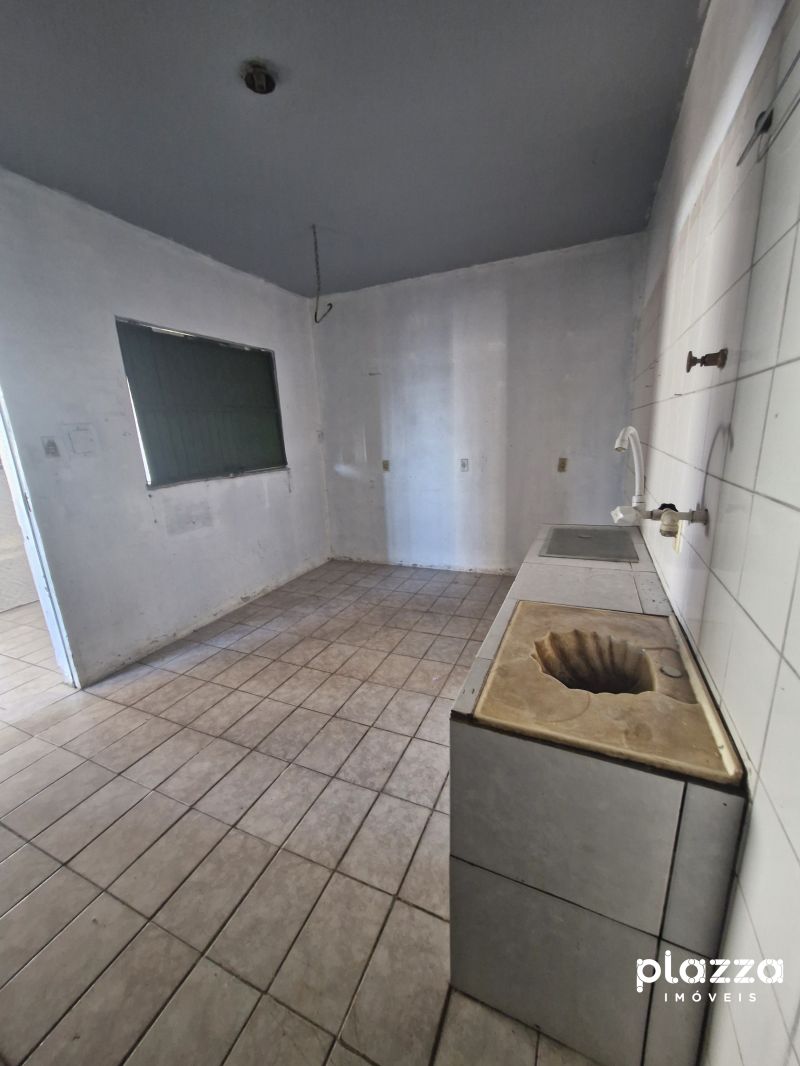 Casa comercial para locação, bairro Lorenzi 