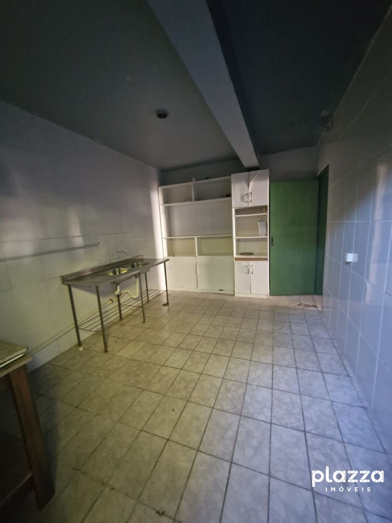 Casa comercial para locação, bairro Lorenzi 