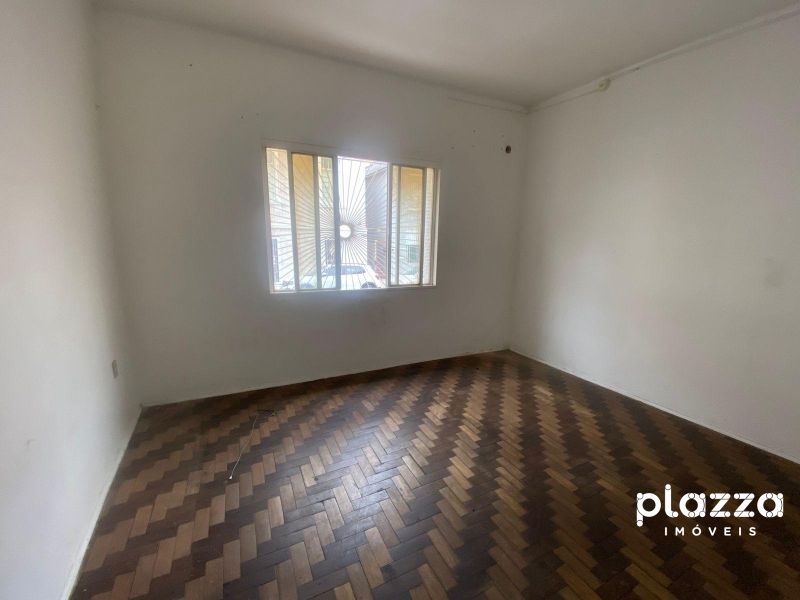 Casa Residencial ou Comercial no Rosário - Próxima ao Centro de Santa Maria