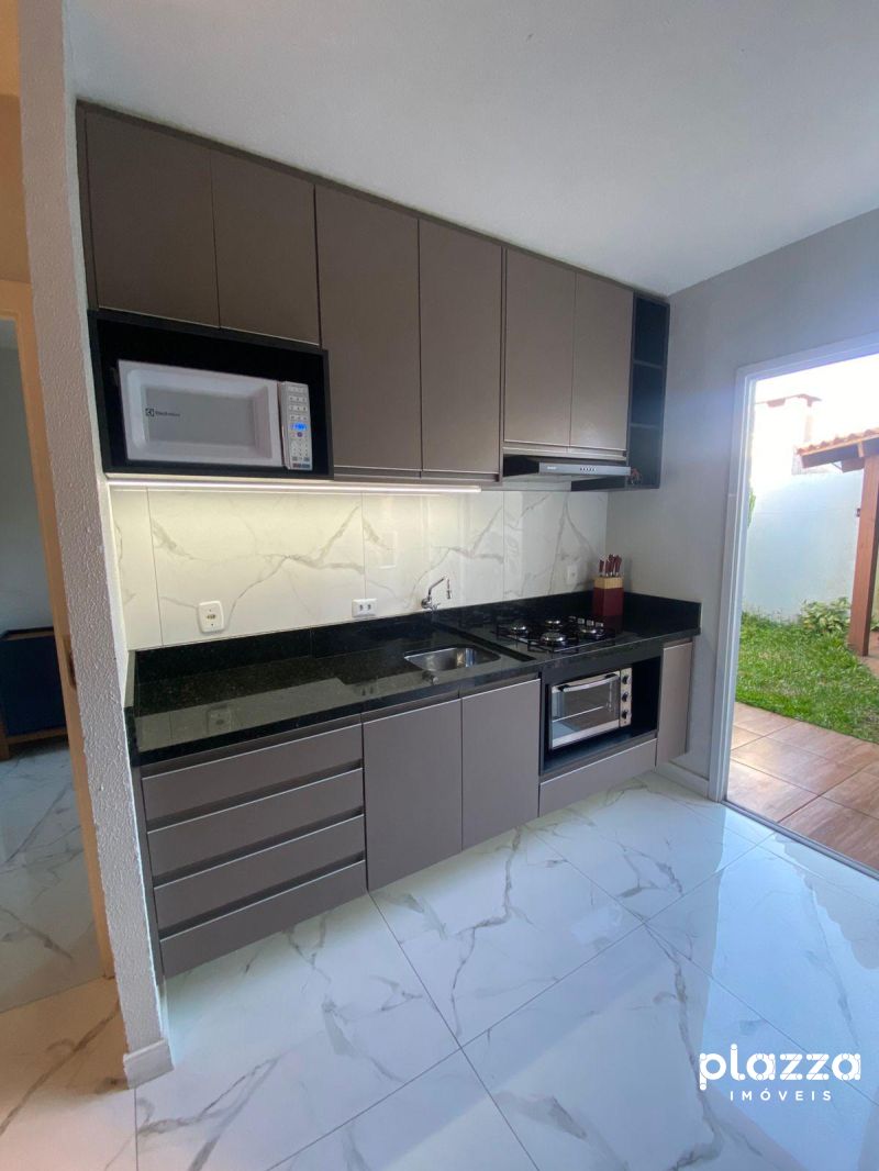 Casa à venda em condomínio fechado. 