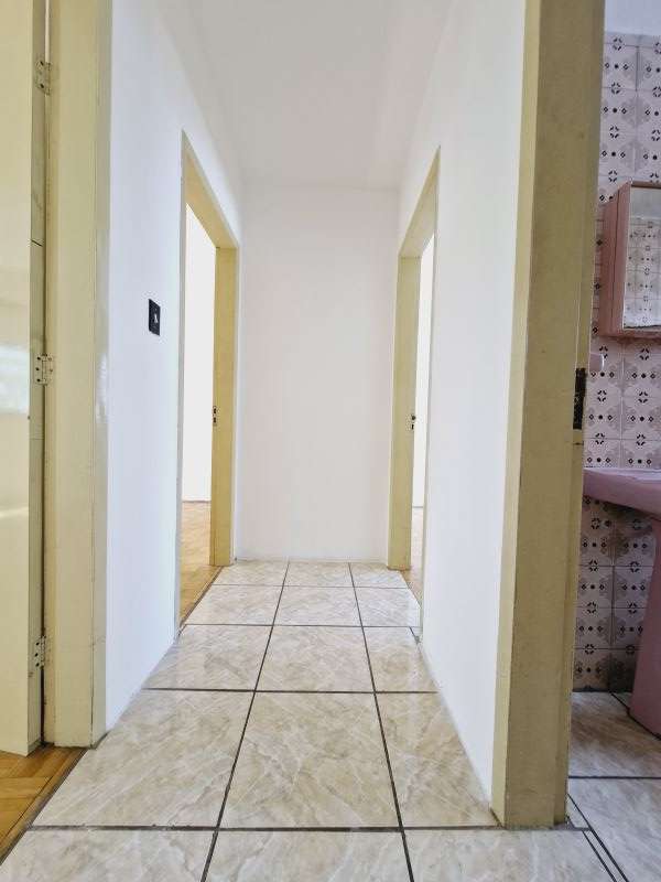 APARTAMENTO em