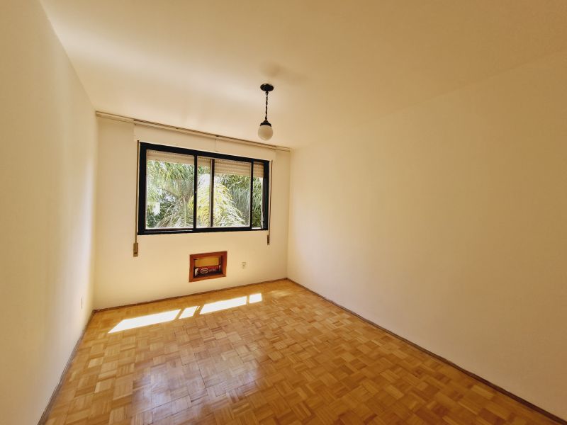 APARTAMENTO em