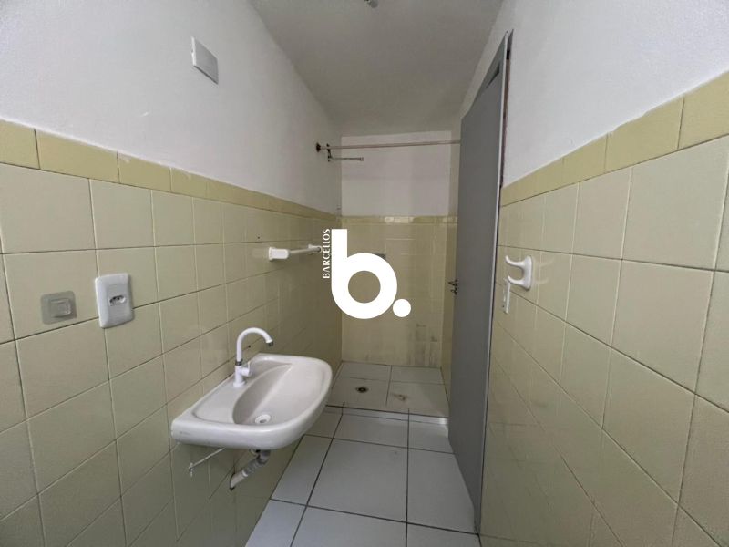 TERREO, AMPLO E ECONOMICO!