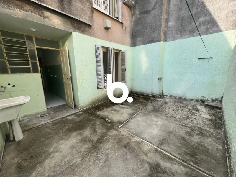 TERREO, AMPLO E ECONOMICO!