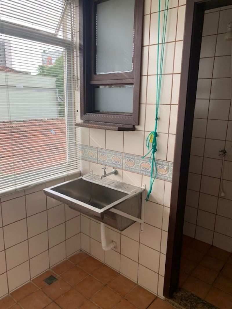 Apto 3D  no bairro HIGIENOPOLIS em PORTO ALEGRE