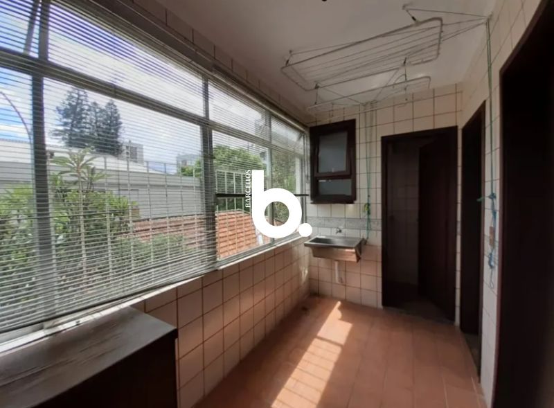 Apto 3D  no bairro HIGIENOPOLIS em PORTO ALEGRE