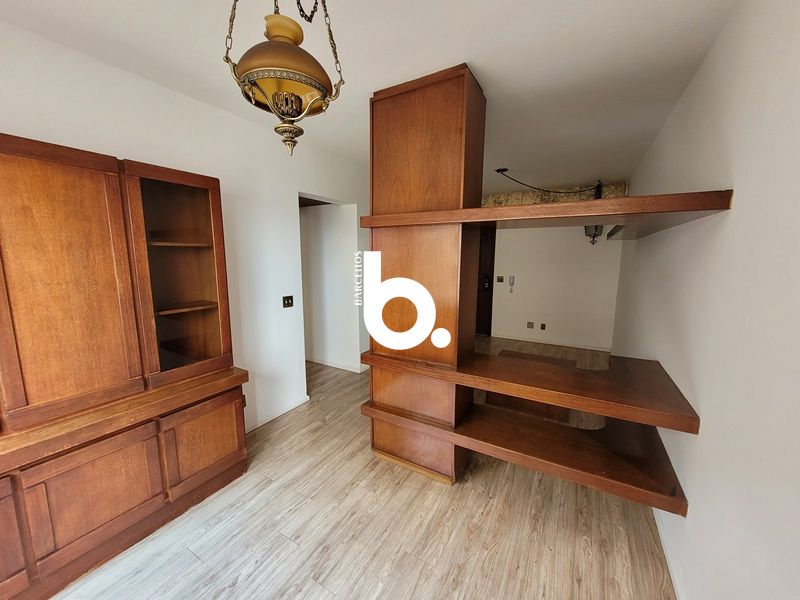 Em frente ao Complexo Hospitalar da Santa Casa.