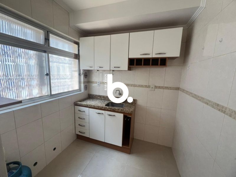 APARTAMENTO 1 DORMITÓRIO COM BOX  
