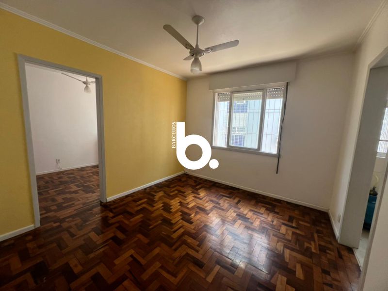 APARTAMENTO 1 DORMITÓRIO COM BOX  