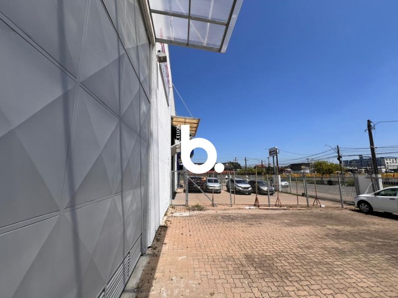 EXCELENTE PAVILHÃO NO BAIRRO HUMAITA