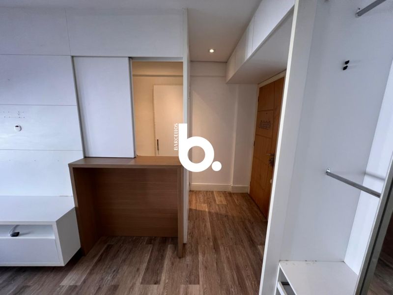 JK Mobiliado no Centro de Porto Alegre