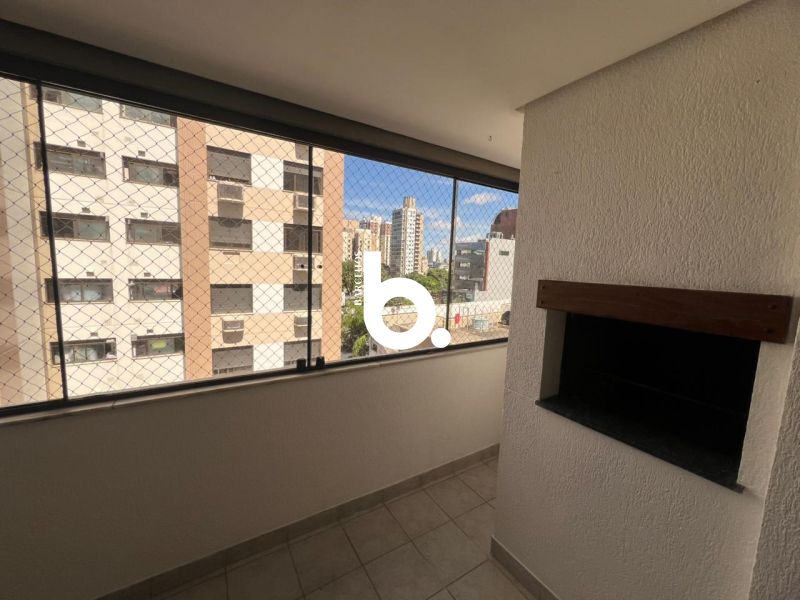 Apto 2D  no bairro MENINO DEUS em PORTO ALEGRE