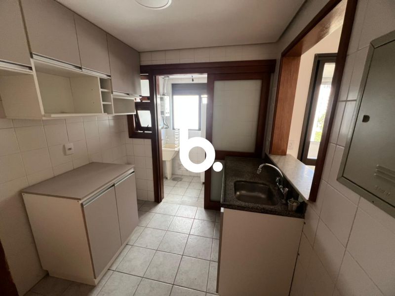 Apto 2D  no bairro MENINO DEUS em PORTO ALEGRE