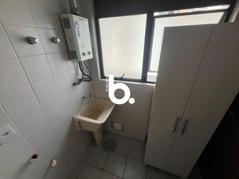 Apto 2D  no bairro MENINO DEUS em PORTO ALEGRE