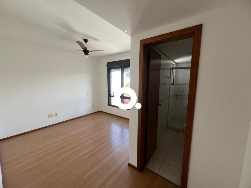 Apto 2D  no bairro MENINO DEUS em PORTO ALEGRE