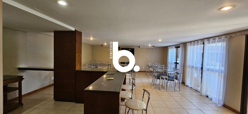 Apto 2D  no bairro PETROPOLIS em PORTO ALEGRE