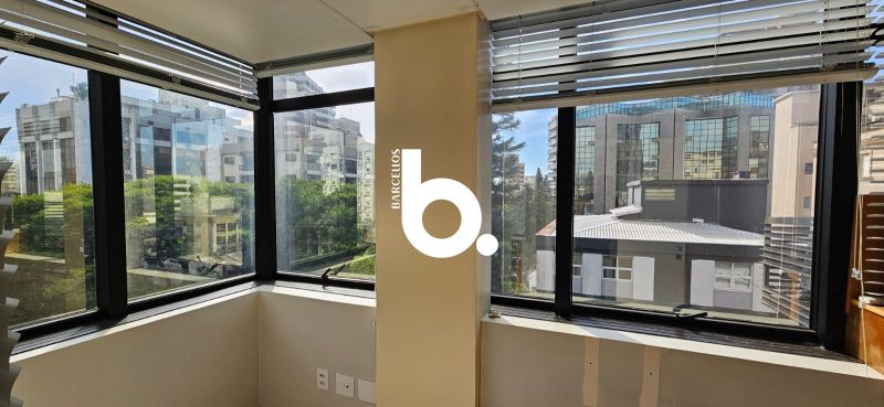 Sala comercial no Moinhos de Vento

