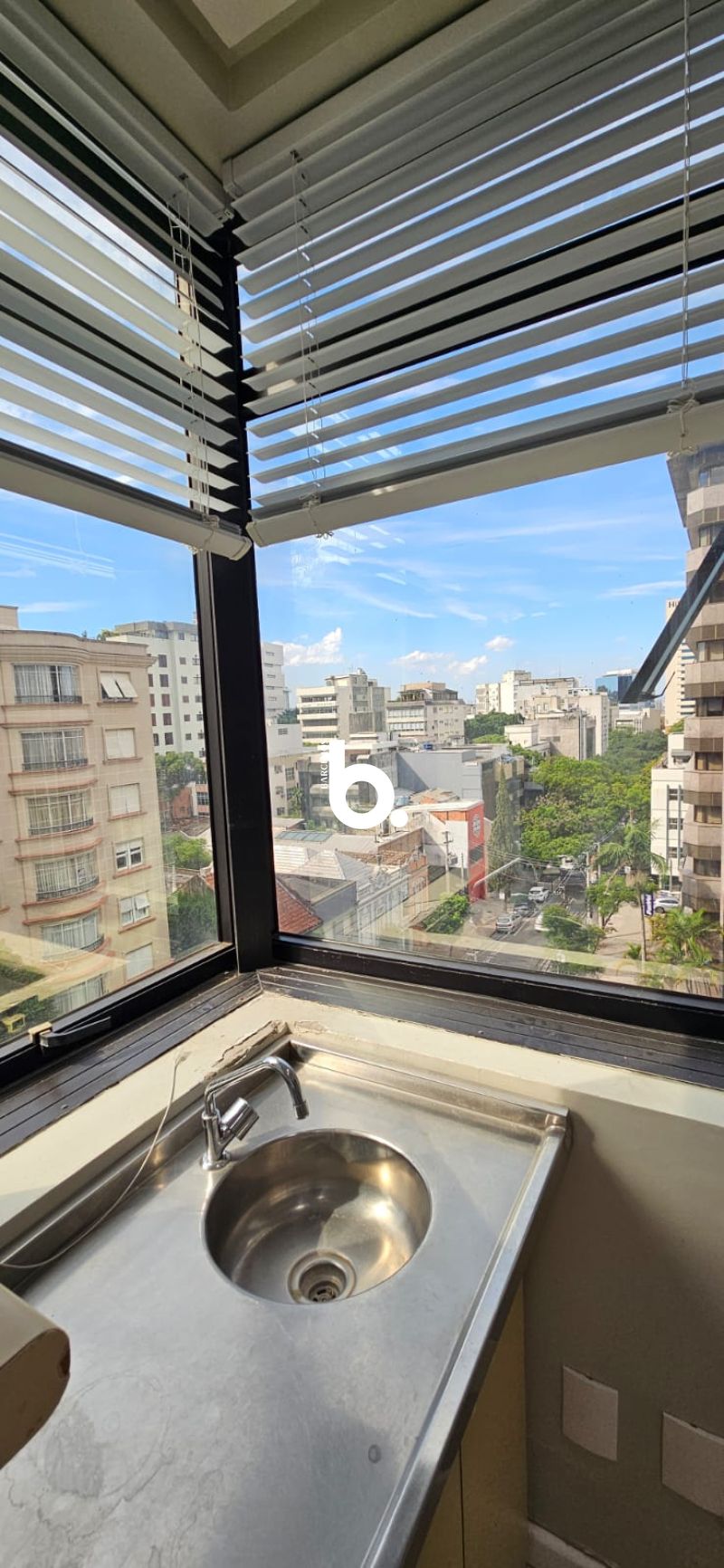 Sala comercial no Moinhos de Vento

