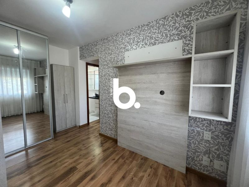 Apto 2D  no bairro AZENHA em PORTO ALEGRE