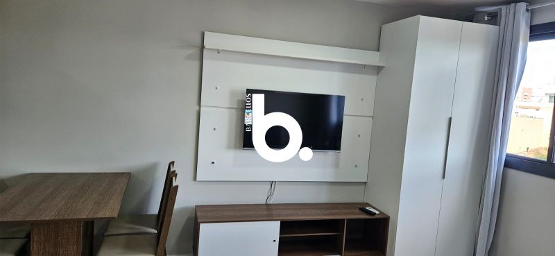 LINDO LOFT NA CIDADE BAIXA ( NOVO )