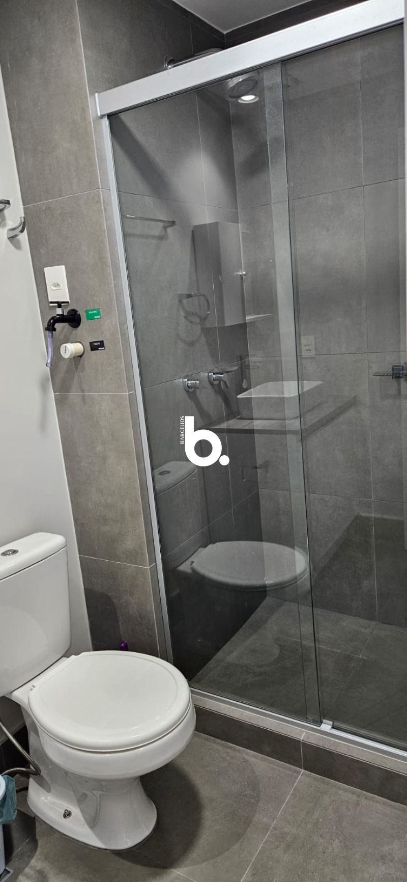 LINDO LOFT NA CIDADE BAIXA ( NOVO )