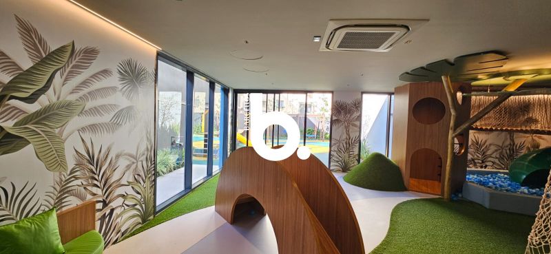 LINDO LOFT NA CIDADE BAIXA ( NOVO )