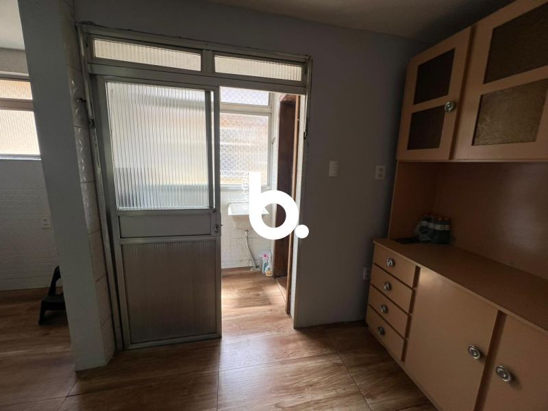 EXCELENTE OPORTUNIDADE 3 DORMITORIO NA PLINIO BRASIL MILANO