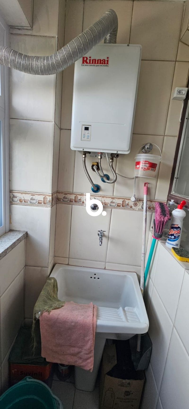 LINDO APARTAMENTO MOBILIADO NO PRAIA DE BELAS