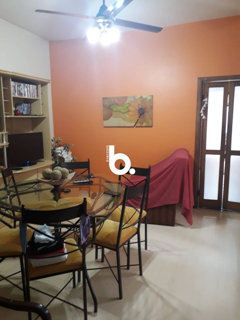 Excelente SOBRADO para locação no bairro Mont Serrat