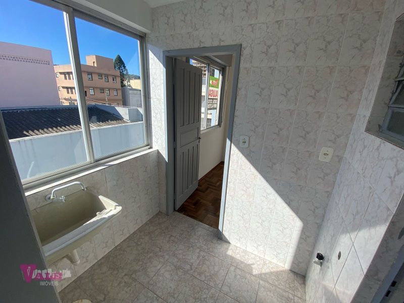 Apto 3 quartos  no bairro CENTRO em SANTA MARIA