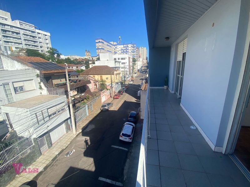 Apto 3 quartos  no bairro CENTRO em SANTA MARIA