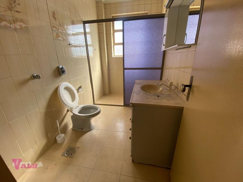 Apto 3 quartos  no bairro CENTRO em SANTA MARIA