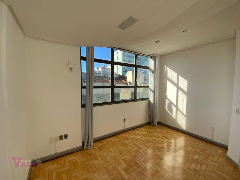 Sala no bairro CENTRO em SANTA MARIA