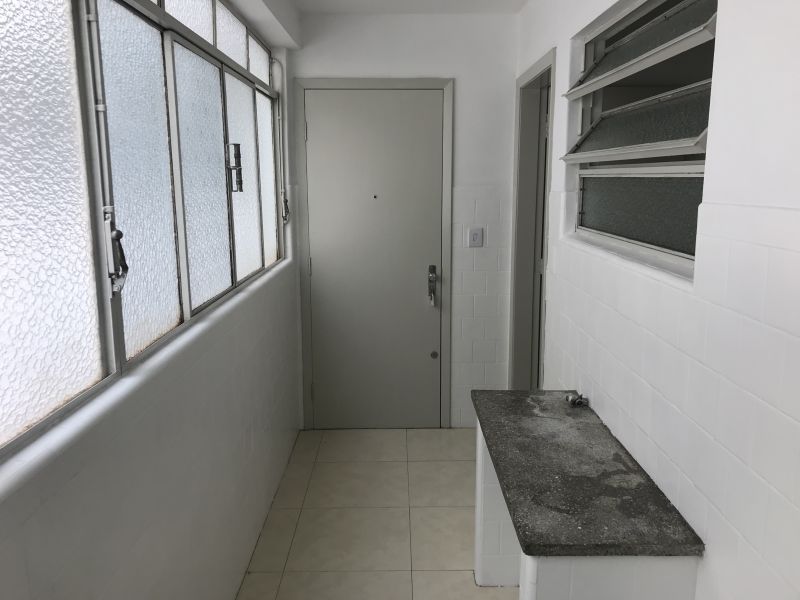 Apto 4 quartos  no bairro CENTRO em SANTA MARIA