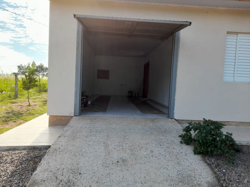 Casa 2 quartos  no bairro CAMOBI em SANTA MARIA