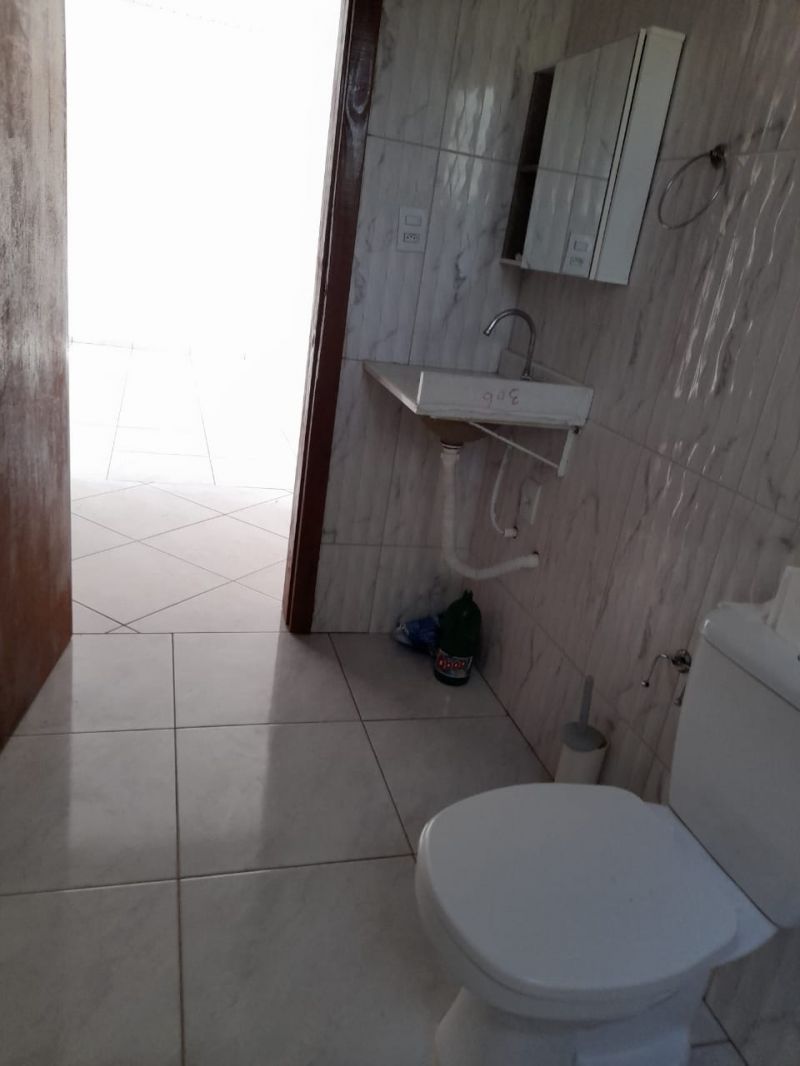 Casa 2 quartos  no bairro CAMOBI em SANTA MARIA