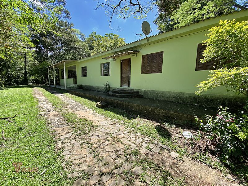 Casa 4 quartos no bairro CAMPESTRE DO MENINO DEUS em SANTA MARIA