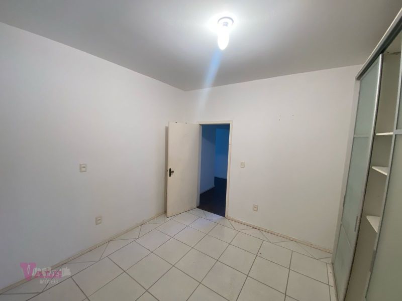Casa 3 quartos  no bairro CHACARA DAS FLORES em SANTA MARIA