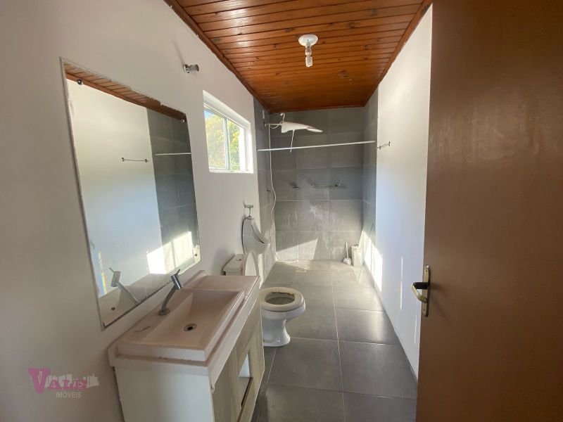 Casa 3 quartos  no bairro CHACARA DAS FLORES em SANTA MARIA