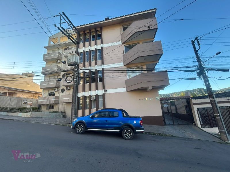 Kit / JK no bairro MENINO JESUS em SANTA MARIA