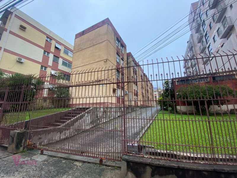 Apto 2 quartos  no bairro NOSSA SENHORA DE FÁTIMA em SANTA MARIA