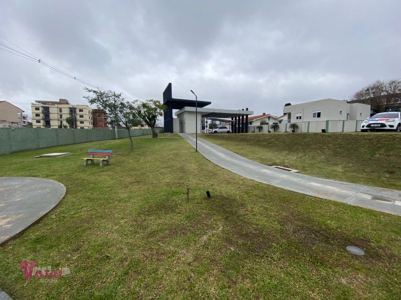 Apto 2 quartos  no bairro CAMOBI em SANTA MARIA