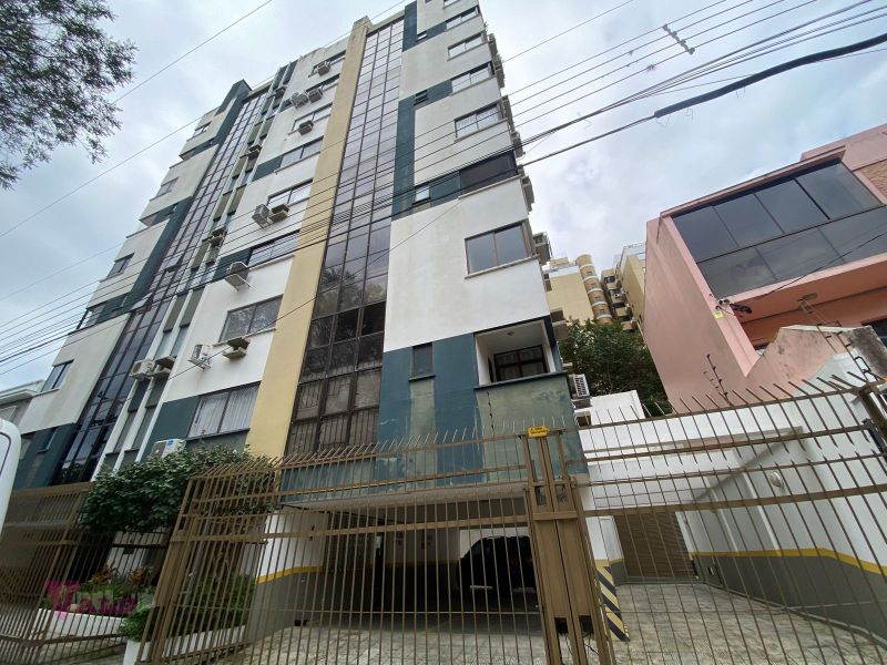 Apto 4 quartos no bairro CENTRO em SANTA MARIA