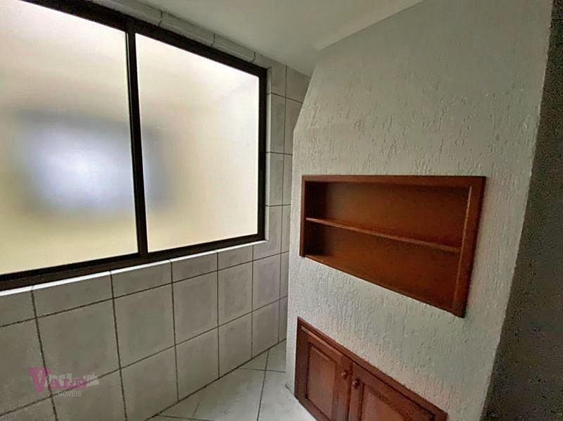 Apto 3 quartos  no bairro PRESIDENTE JOAO GOULART em SANTA MARIA