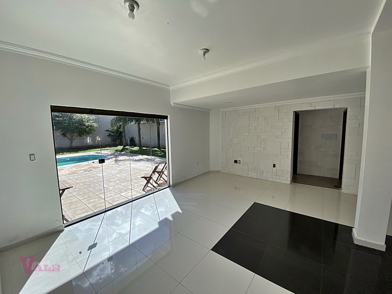 Casa 4 quartos  no bairro CAMOBI em SANTA MARIA