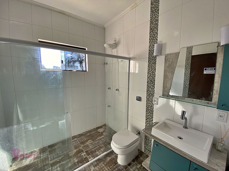 Casa 4 quartos  no bairro CAMOBI em SANTA MARIA