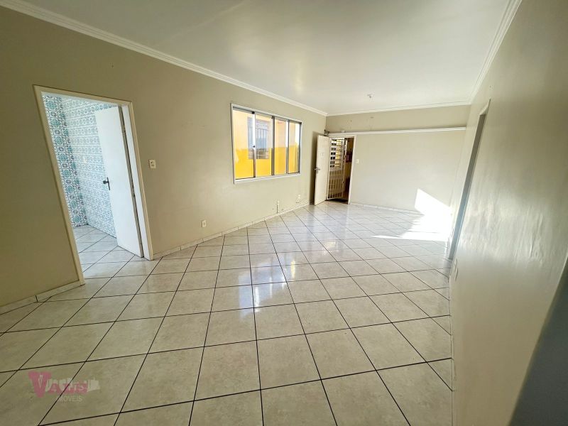 Sala no bairro DUQUE DE CAXIAS em SANTA MARIA